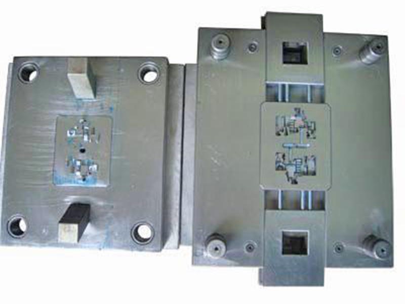 兴山精密塑料模-01